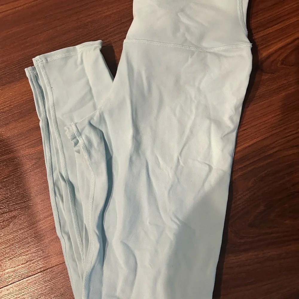 ALO high waist airbrush leggings - Picture 2 of 9